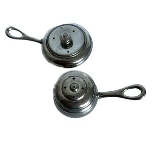 Pewter Salt And Pepper Shakers Saucepan Frypan Kitchen Decor Pot Pan Retro